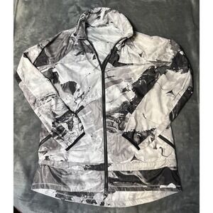 Lululemon Jacket Womens 6 Gray‎ Camo Pack It Up Hooded Miss Misty Windbreaker